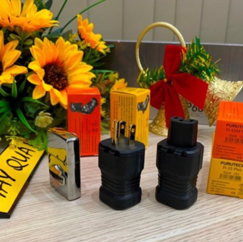  T1-03C​ Jack nguồn Furutech 25th anniversary FI-15 (G) Plus 