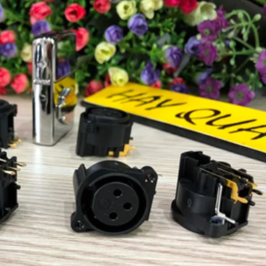 T5-07P​ XLR chassis 3 Pin MALE / FEMALE