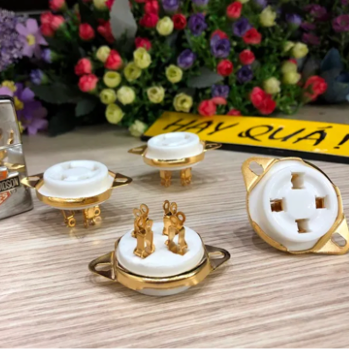 T9-08A Chân đèn đế sứ - Ceramic 4 Pin Gold Plated Tube Socket​
