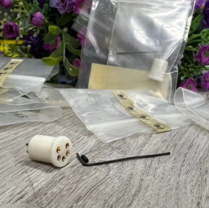 T7-07E Jack cái (female) Cardas DIN 5 cho mâm than