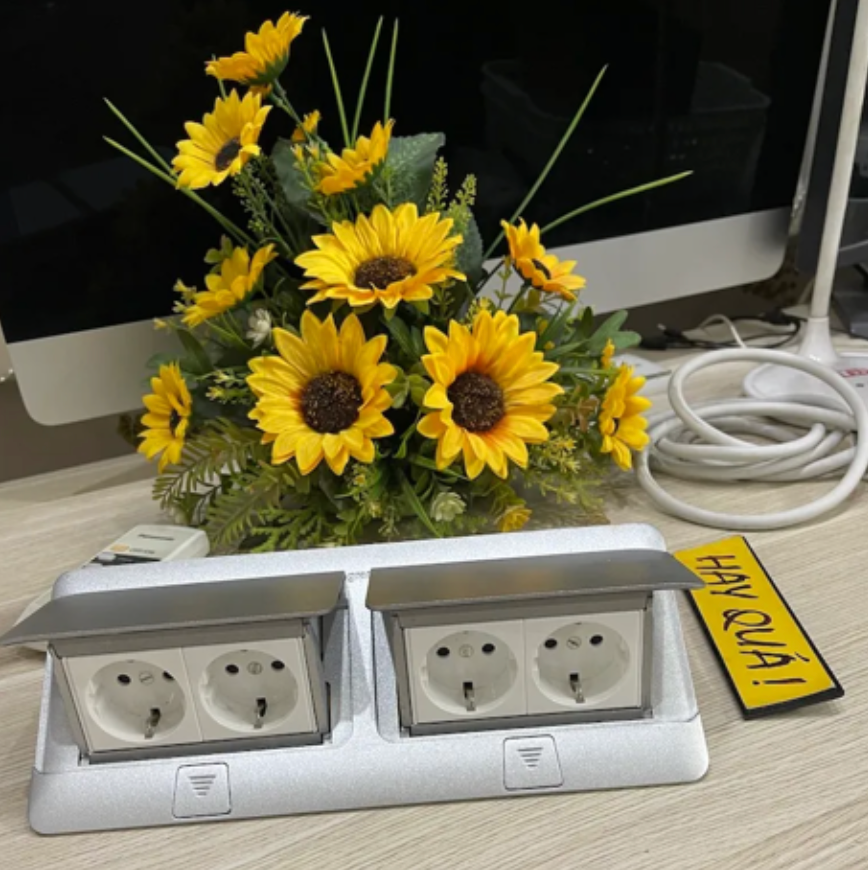 Hộp âm sàn 8 modul Legrand nhôm mờ