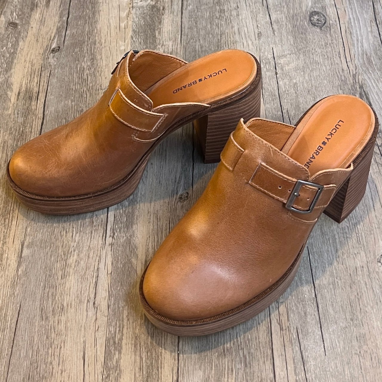 Lucky Brand Odibell Platform Clogs HN Tan