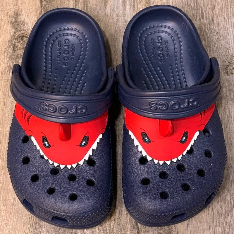 Dép Crocs Kid Clog Baby Shark HN Blue/Red