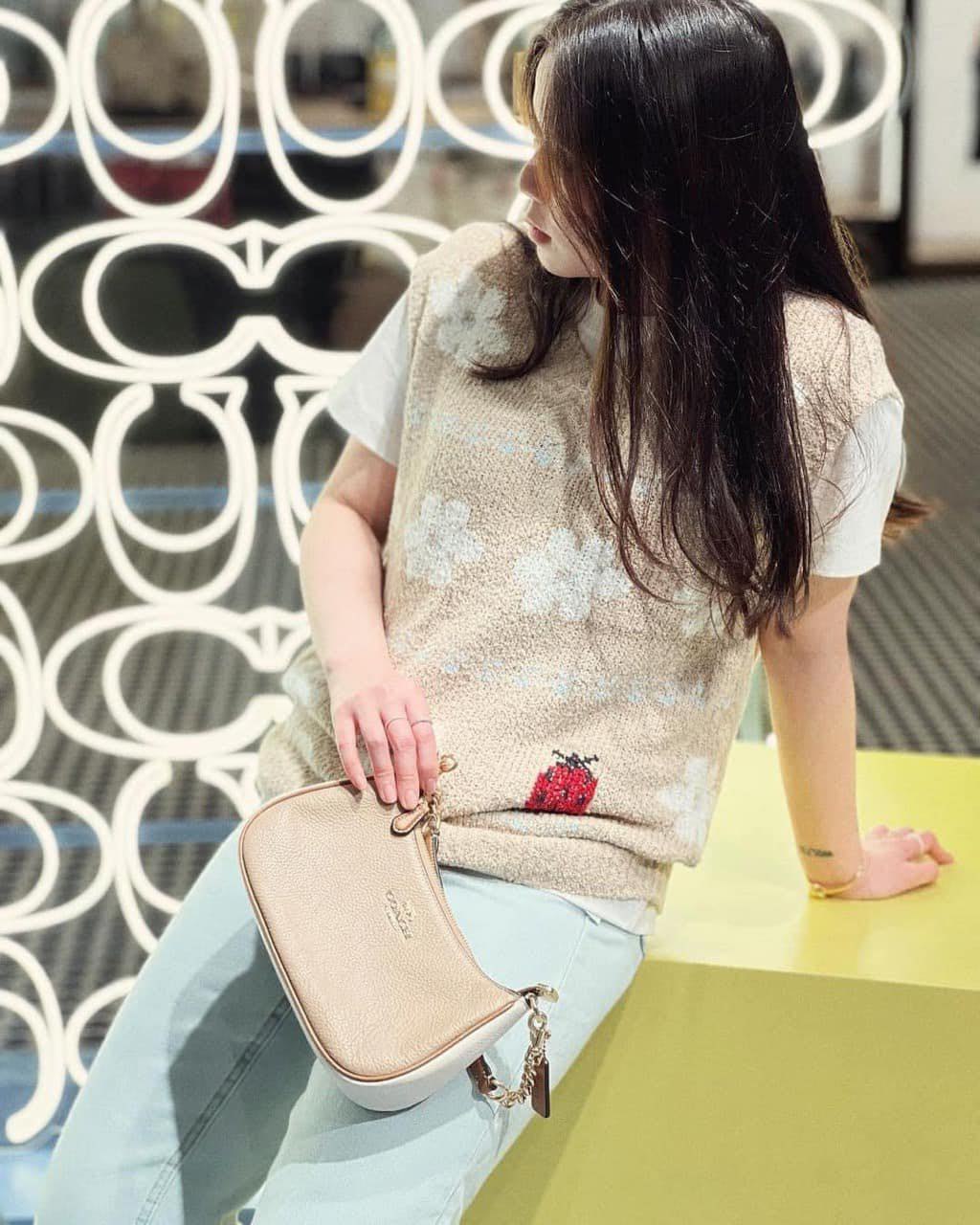 Túi Coach Teri Shoulder DS Pink/White