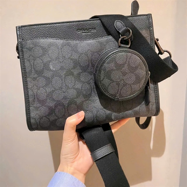 Túi Coach Hitch Convertible Crossbody With Hybrid Pouch In Signature Canvas DS Black