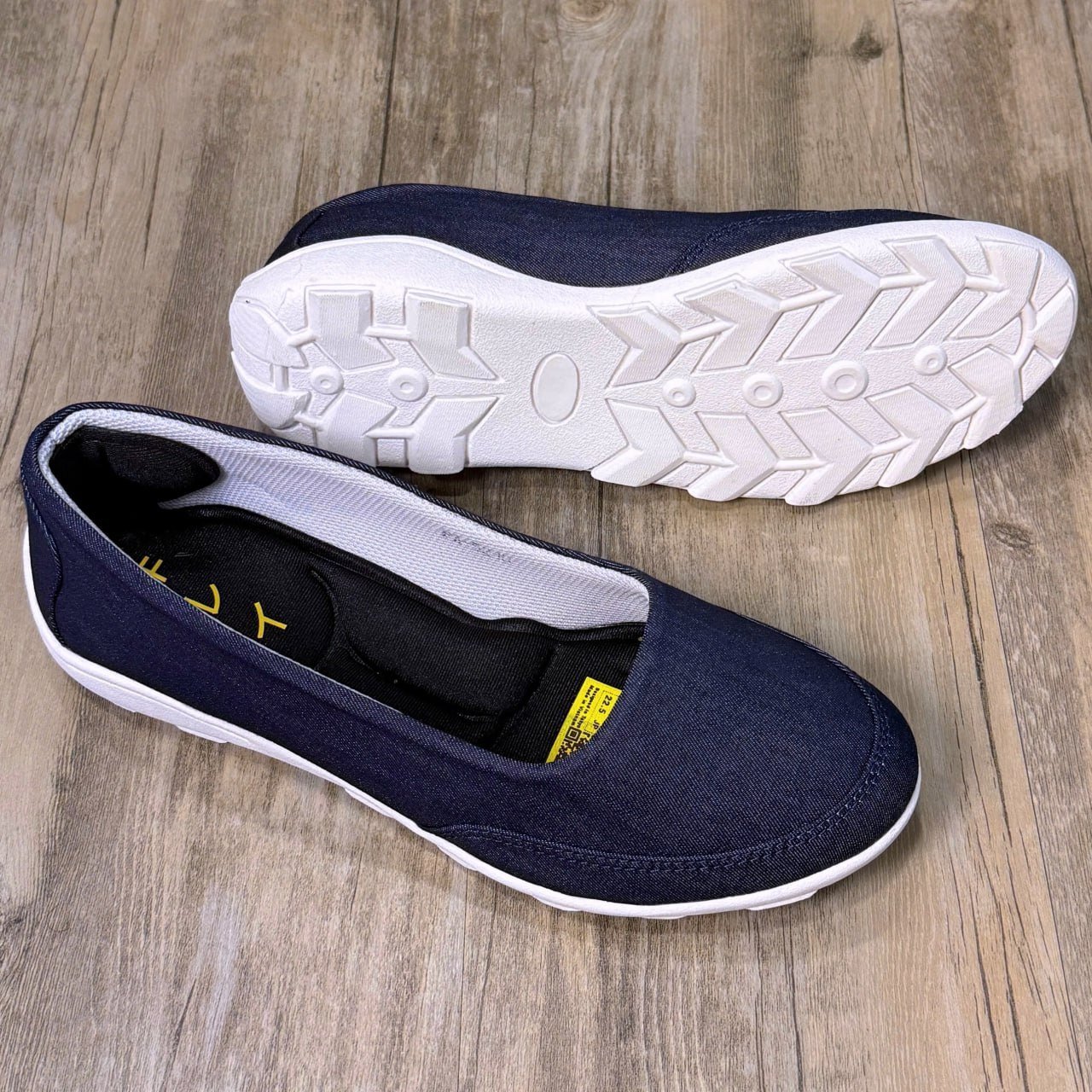 Giày Nhật búp bê Kirei walk canvas đế dẻo KH Xanh