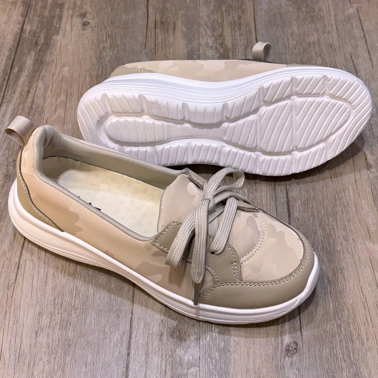 Giày Kirei Breathable Walk on Camo BG Cream