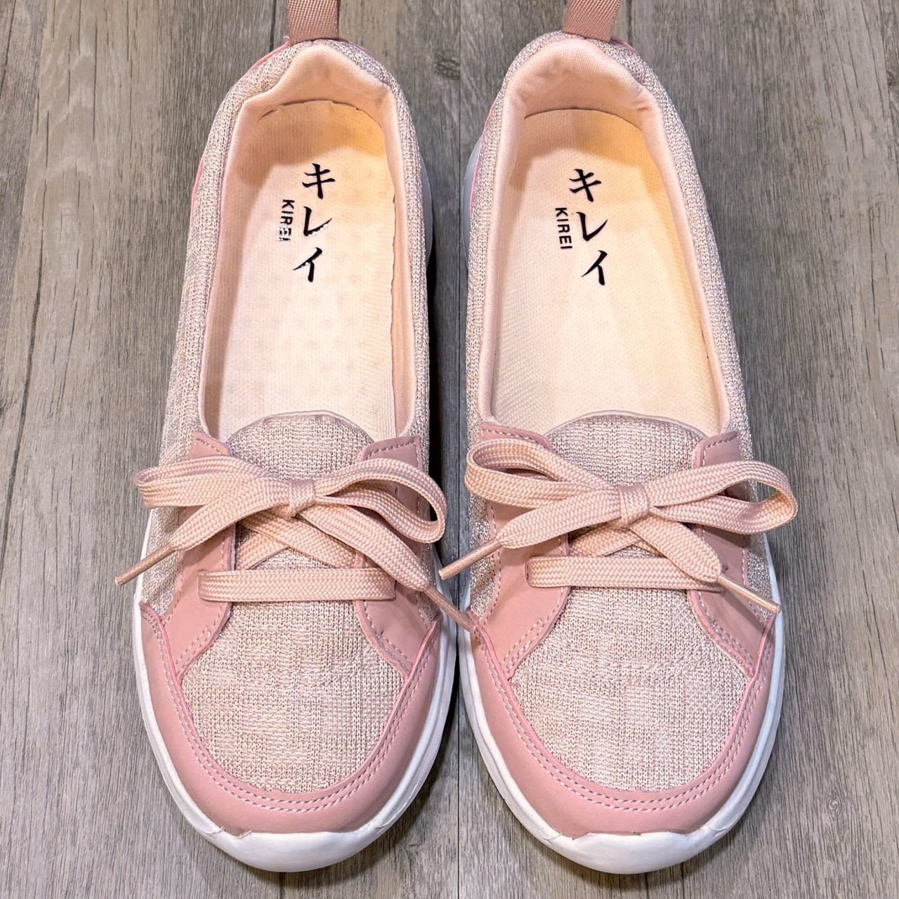 Giày Kirei Walk on Breathable Cột dây HD Hồng