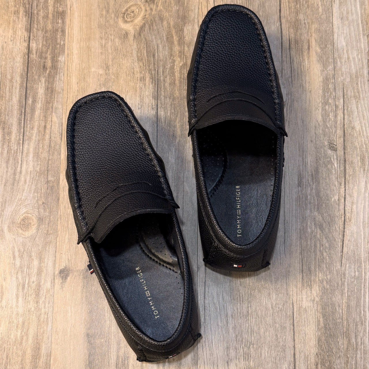 Giày Tommy Hilfiger Loafers HN2 Black
