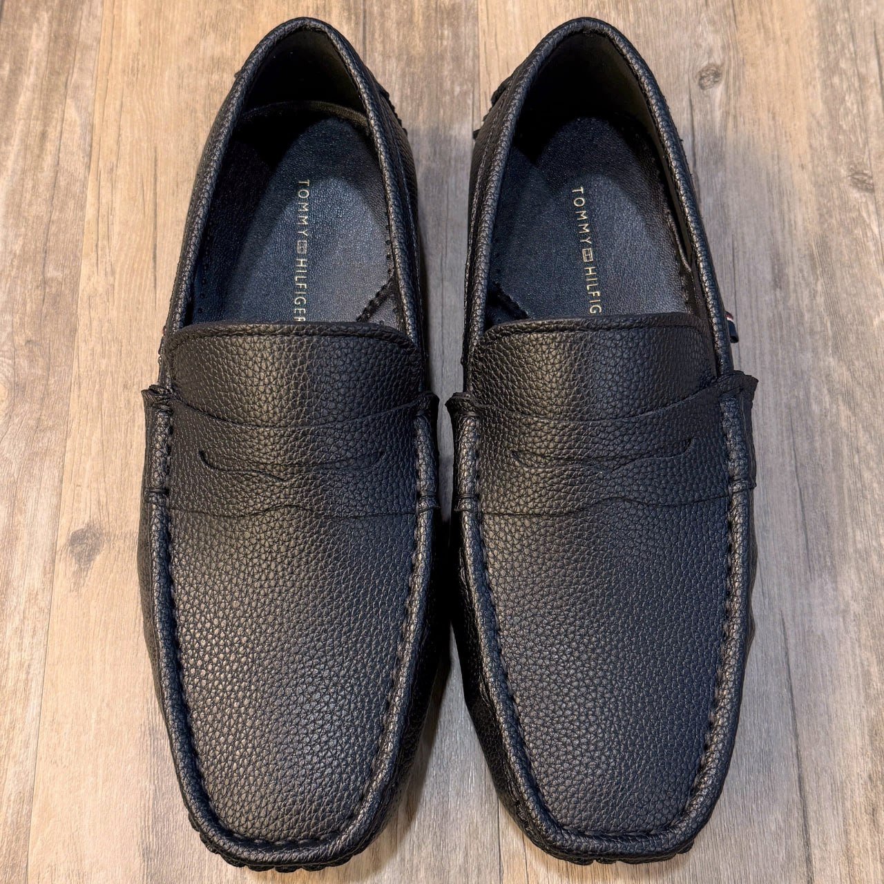 Giày Tommy Hilfiger Loafers HN2 Black