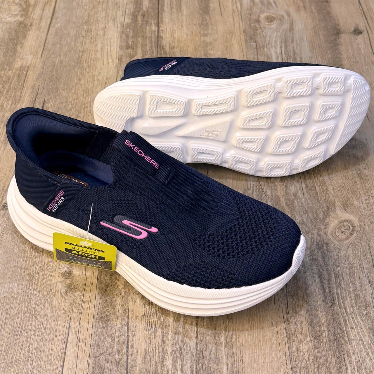 Skechers Slip-ins 902/BKW HN2 W/Navy
