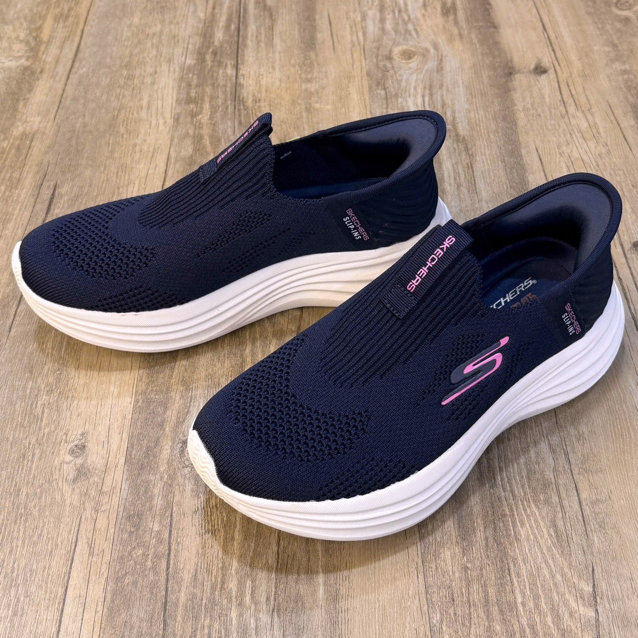 Skechers Slip-ins 902/BKW HN2 W/Navy