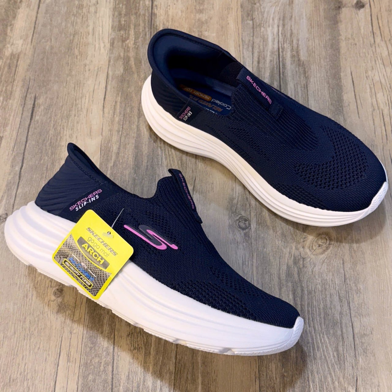 Skechers Slip-ins 902/BKW HN2 W/Navy