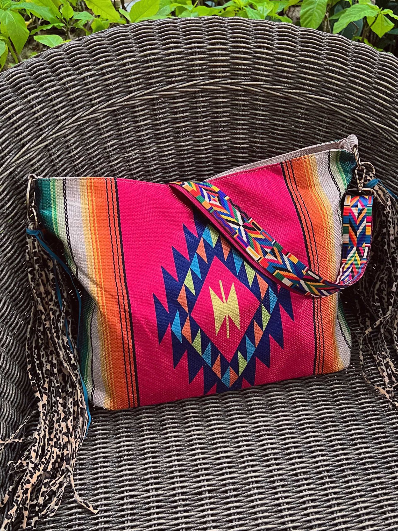 Canvas linen boho saddle bag HD Pink