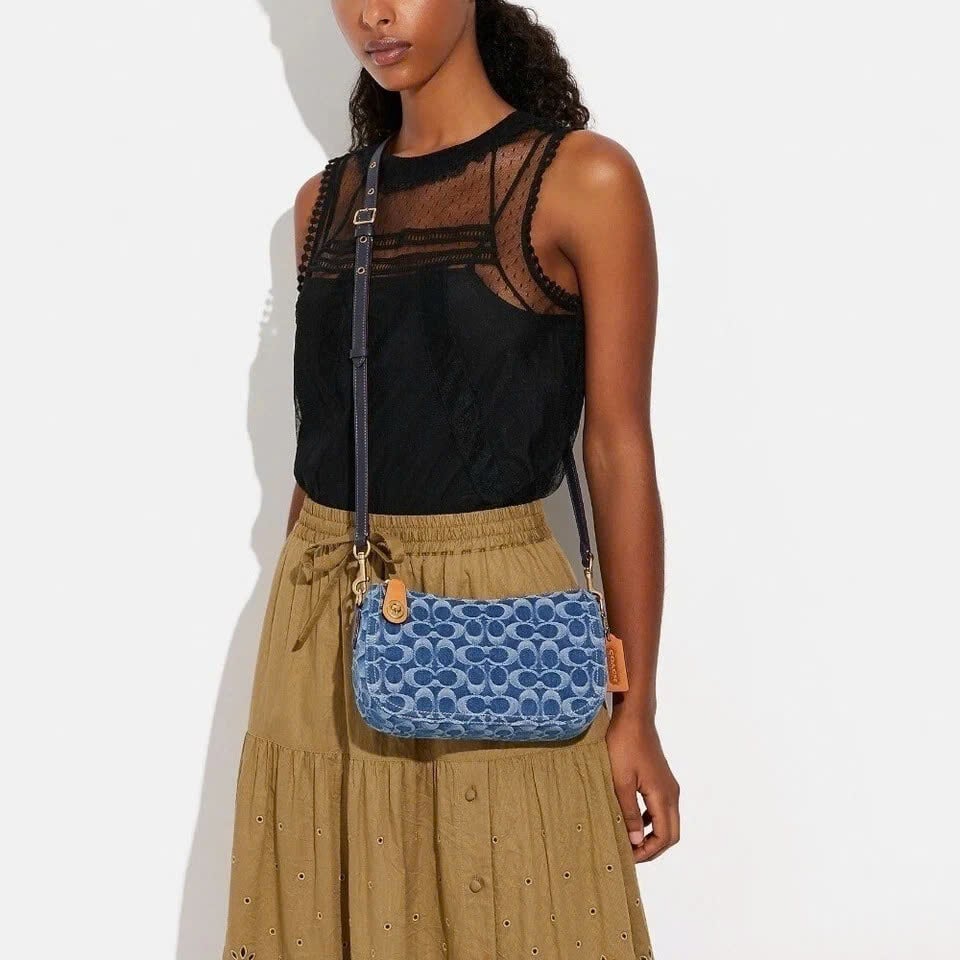 Túi Coach Swinger in Signature Denim Indigo Midnight DS Navy