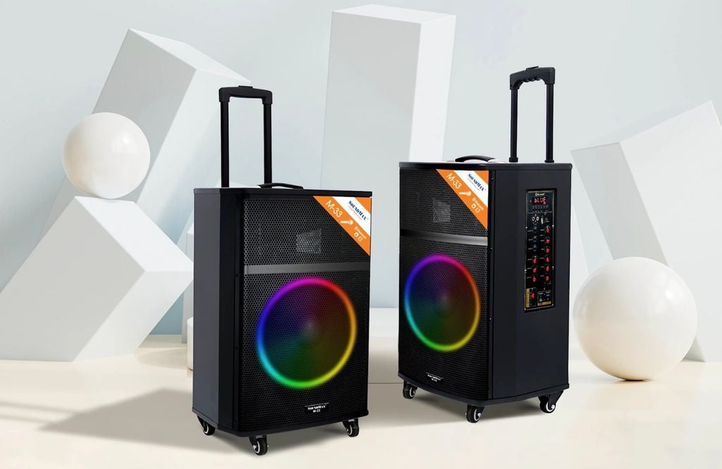 ** Loa kéo kèm 2 mic Soundmax M33