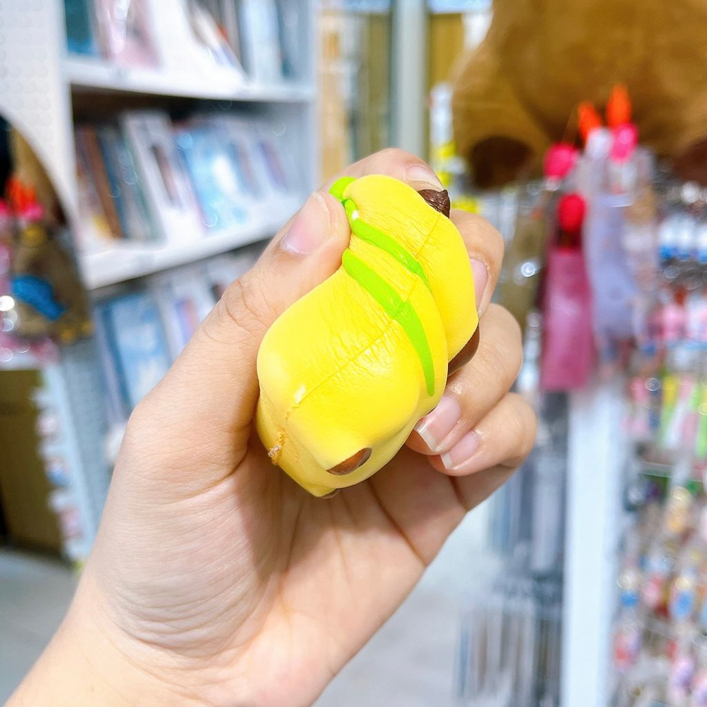 ** Đồ chơi Squishy hình capybara