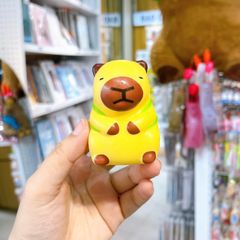 ** Đồ chơi Squishy hình capybara