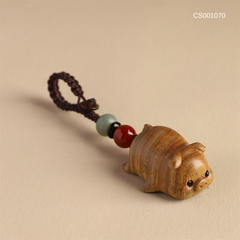 ** Móc khoá gỗ đàn hương chú Hợi