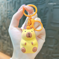 ** Móc khoá Capybara đội quả cam