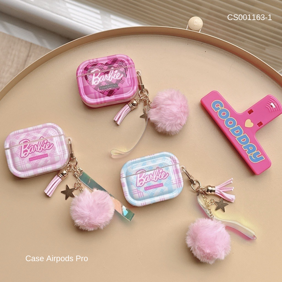 ** Case Airpods Pro chữ Barbie kèm tua rua bông