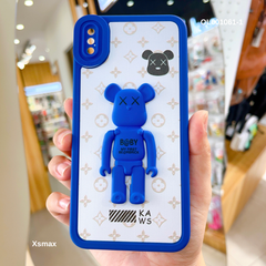 ** Ốp iPhone Xs Max dẻo nên LV Bearbrick nổi