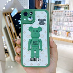 ** Ốp IP 13 6.1 dẻo nên LV Bearbrick nổi