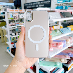 ** Ốp IP Xs Max nhám bạc Magsafe camera trơn