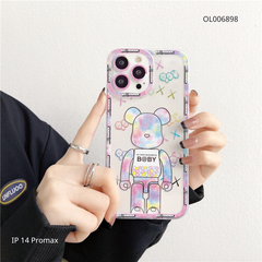 Ốp IP 14 Pro Max dẻo trong Bearbrick Baby loang màu