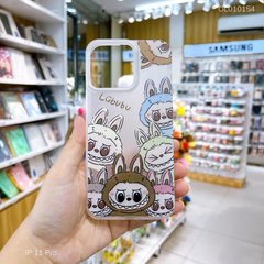 Ốp IP 11 Pro dẻo nhám nhiều Labubu nâu giữa
