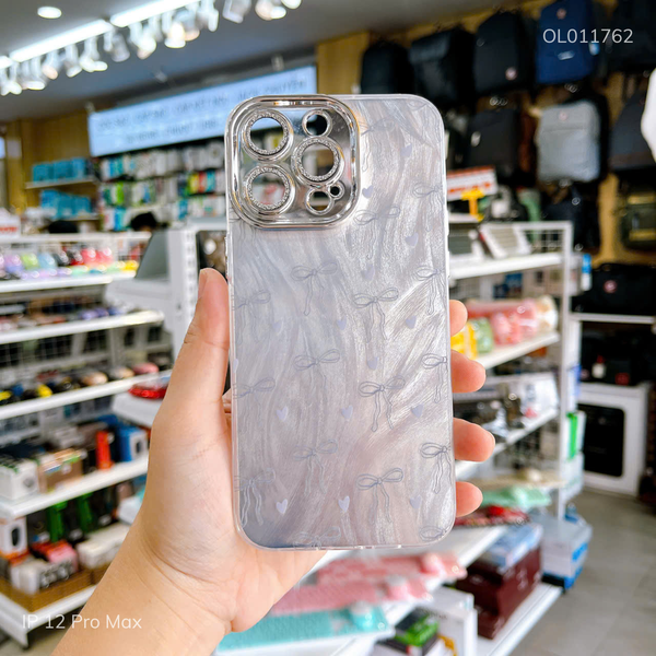 Ốp IP 12 Pro Max vân sóng bạc vẽ nơ tim nhũ camera