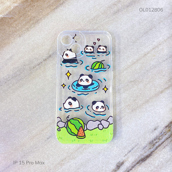 Ốp IP 15 Pro Max dẻo trong Panda tắm