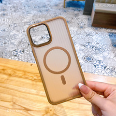 Ốp IP 16 Pro Max X-Level nhám magsafe vân sọc đứng