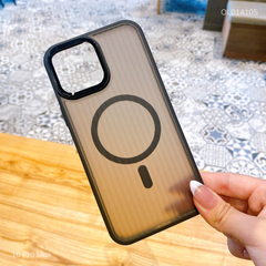 Ốp IP 16 Pro Max X-Level nhám magsafe vân sọc đứng