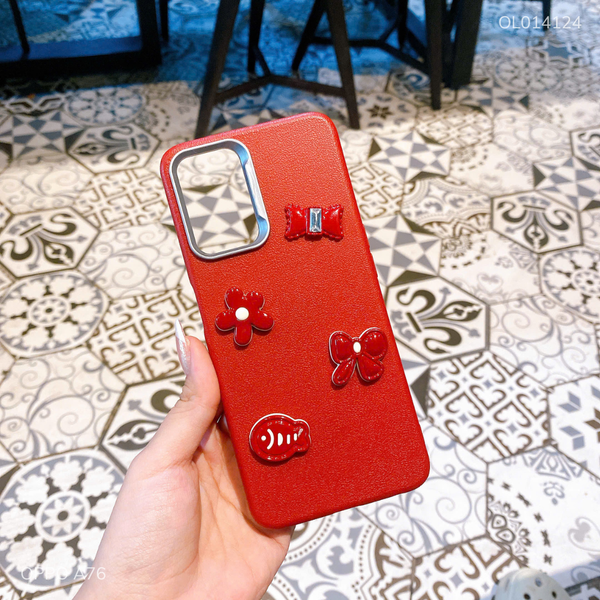 ** Ốp Oppo A76 dẻo vân giả da đính 4 sticker đỏ