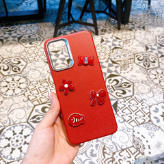 ** Ốp Oppo A76 dẻo vân giả da đính 4 sticker đỏ