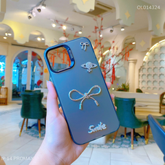 ** Ốp IP 14 Pro Max lưng nhám nơ bạc Smile sao thổ