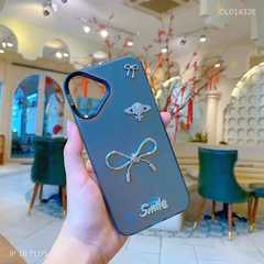 ** Ốp IP 16 Plus lưng nhám nơ bạc Smile sao thổ
