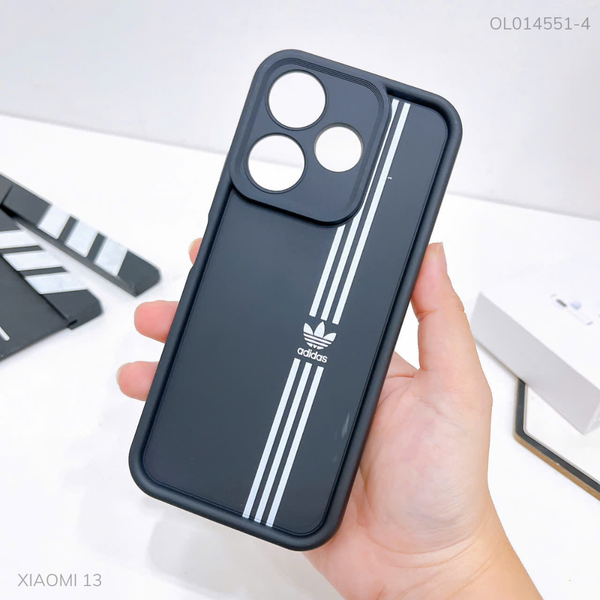 Ốp Xiaomi Redmi 13 dẻo đen sọc Adidas