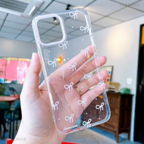 Ốp iPhone 15 Pro Max dẻo trong nơ hồng viền camera hồng