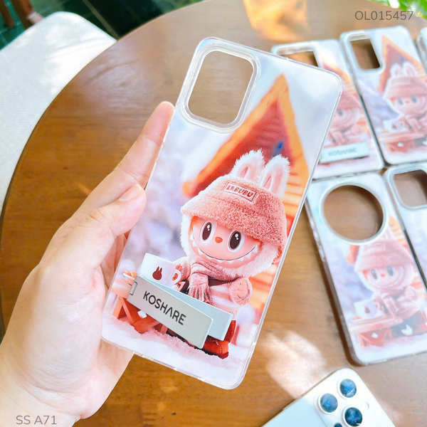 Ốp Samsung A71 lưng cứng in Labubu giá đỡ