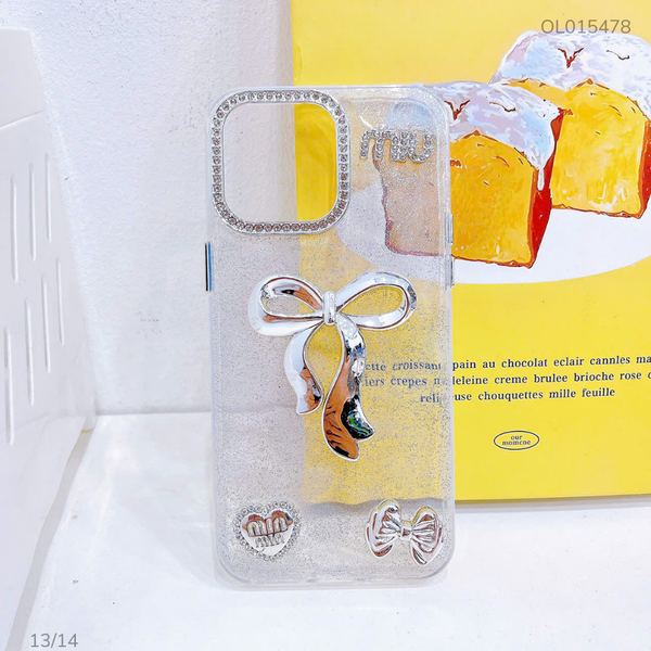 ** Ốp IP 13/14 lưng nhũ kim tuyến nơ bạc MIU