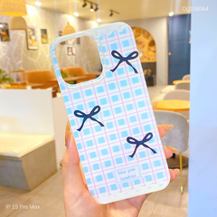 Ốp IP 15 Pro Max nơ đen kẻ ô blue pink