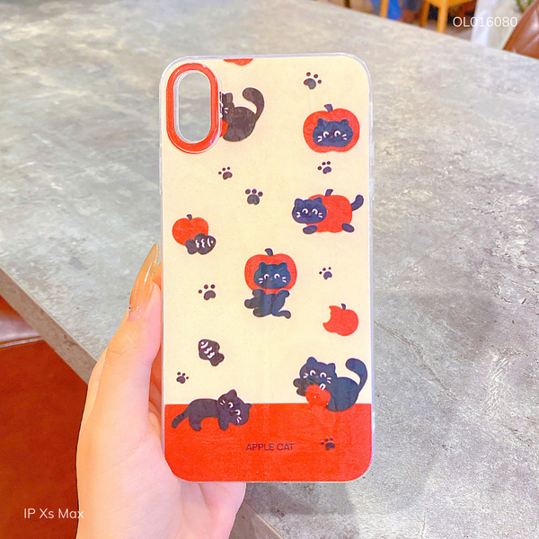 Ốp IP Xs Max mèo đen đội táo đỏ