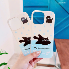 Ốp IP 12 Pro Max dẻo nhám Swimming Cat