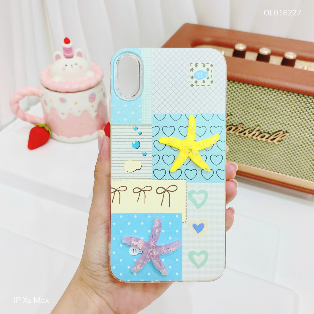 ** Ốp IP Xs Max họa tiết tim nơ đính charm