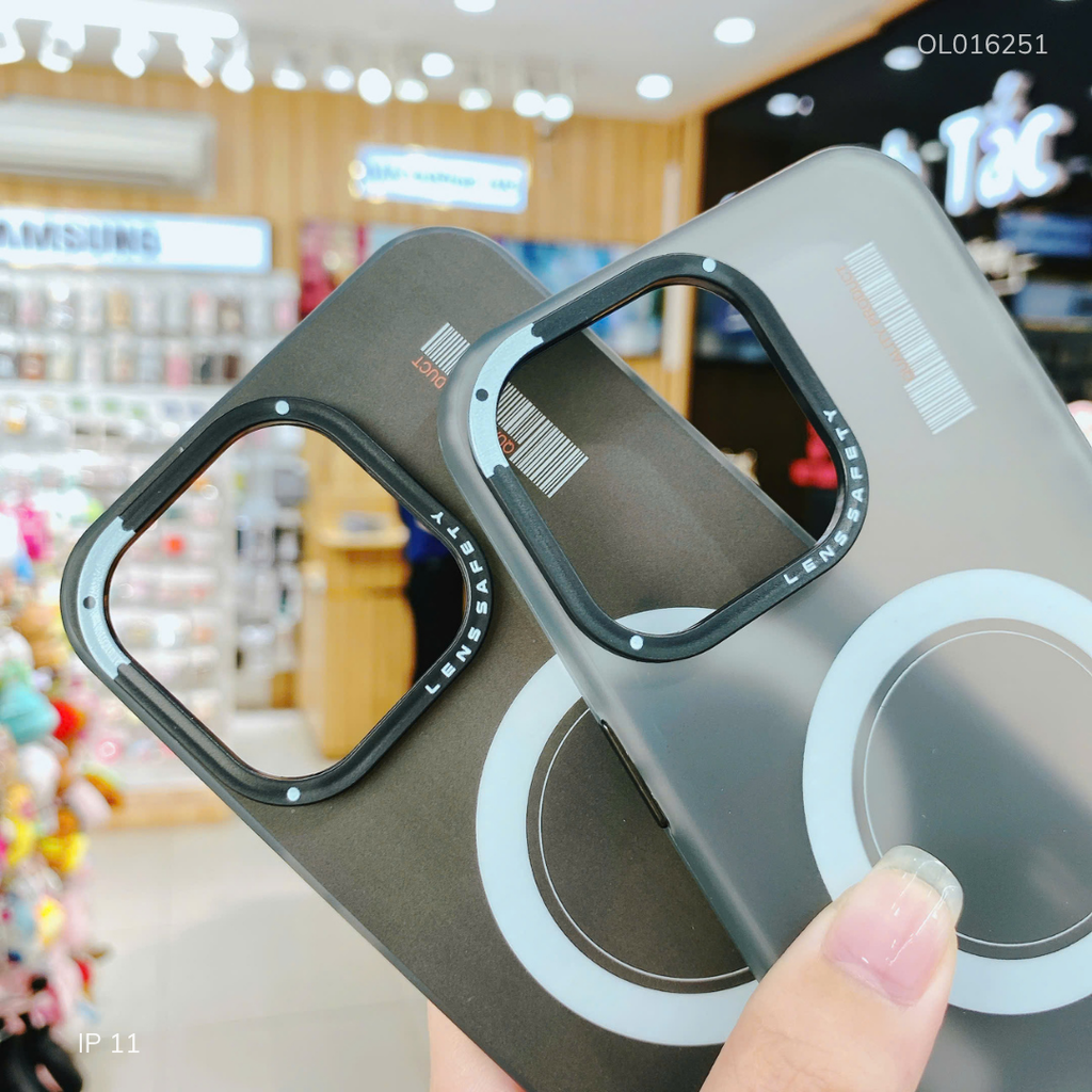 Ốp IP 11 6.1 Ice Case nhám magsafe mã vạch