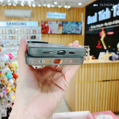 Ốp IP 13 6.1 Ice Case nhám magsafe mã vạch