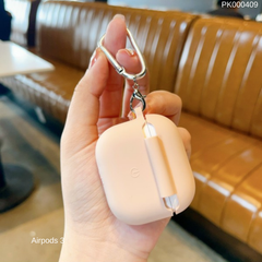 ** Case Airpods 3 silicon kèm móc khoá