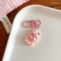 ** Móc khóa Mini charm thỏ cô gái